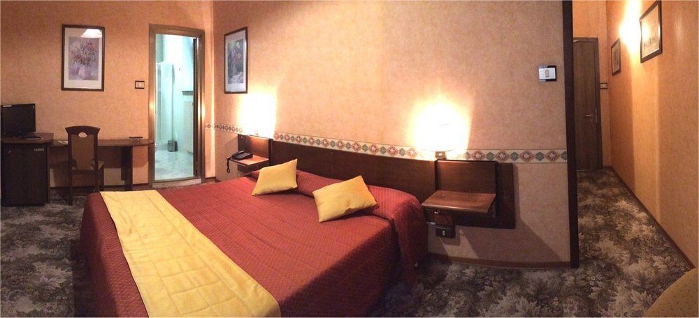 Milano Hotel 3*